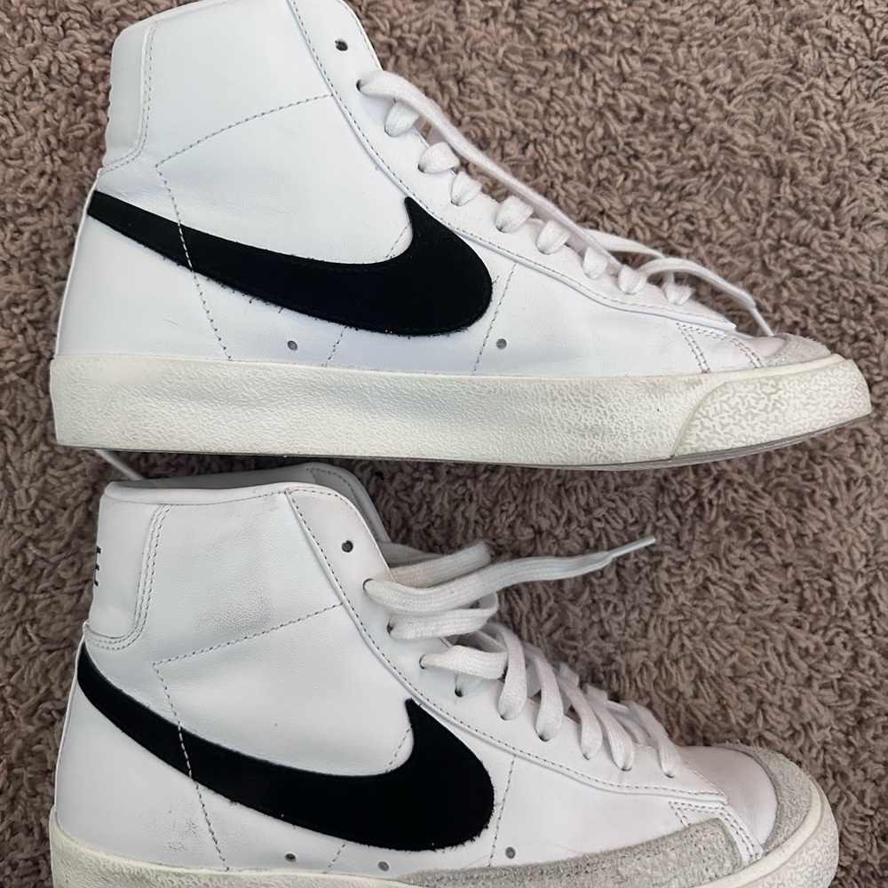 Nike blazers in good condition!